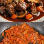 Biefstuk geserveerd met romige rode saus op een bord