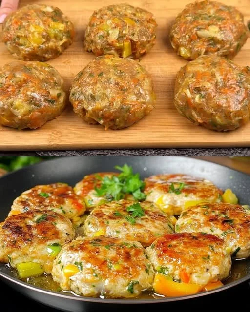 Gehaktballen geserveerd met kool- en groene bonensalade