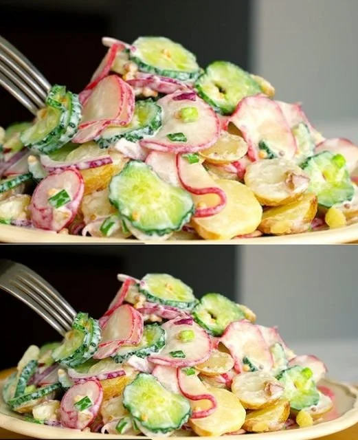 Frisse komkommersalade, ideaal voor lunch, snel en eenvoudig recept.