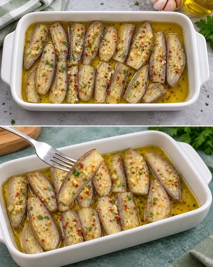 Een bord met gemarineerde aubergines voor een smaakvolle maaltijd.