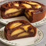 Lichte Peren- en Chocoladetaart met verse peren en chocoladeganache
